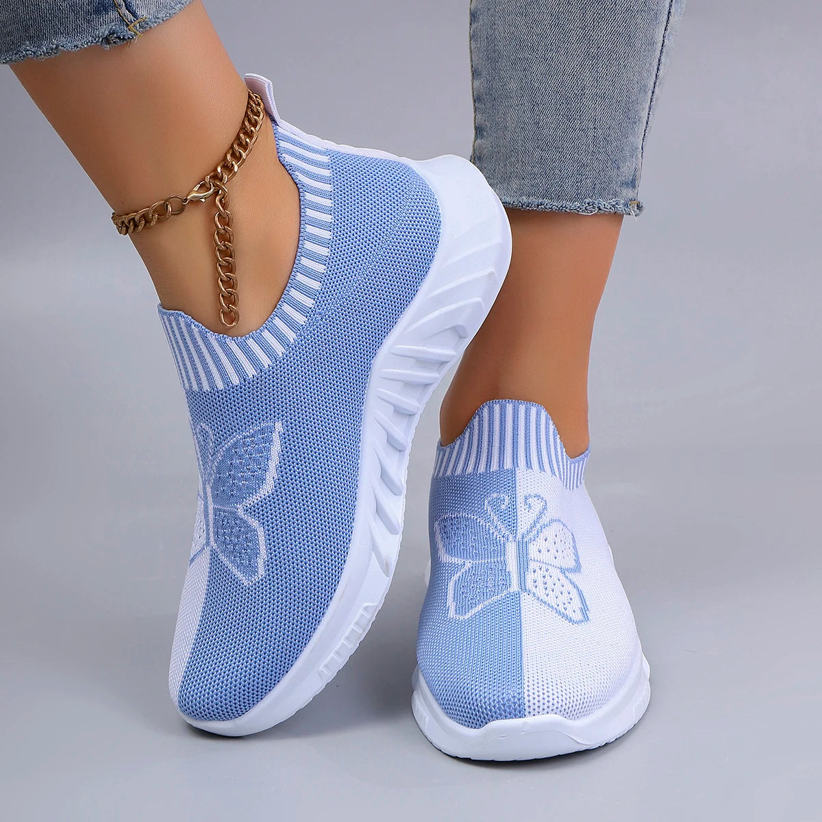 Zapatilla Slip-On Bordado Mariposa